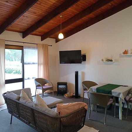 פאיהייה Haruru Falls Motel & Conference Centre מראה חיצוני תמונה
