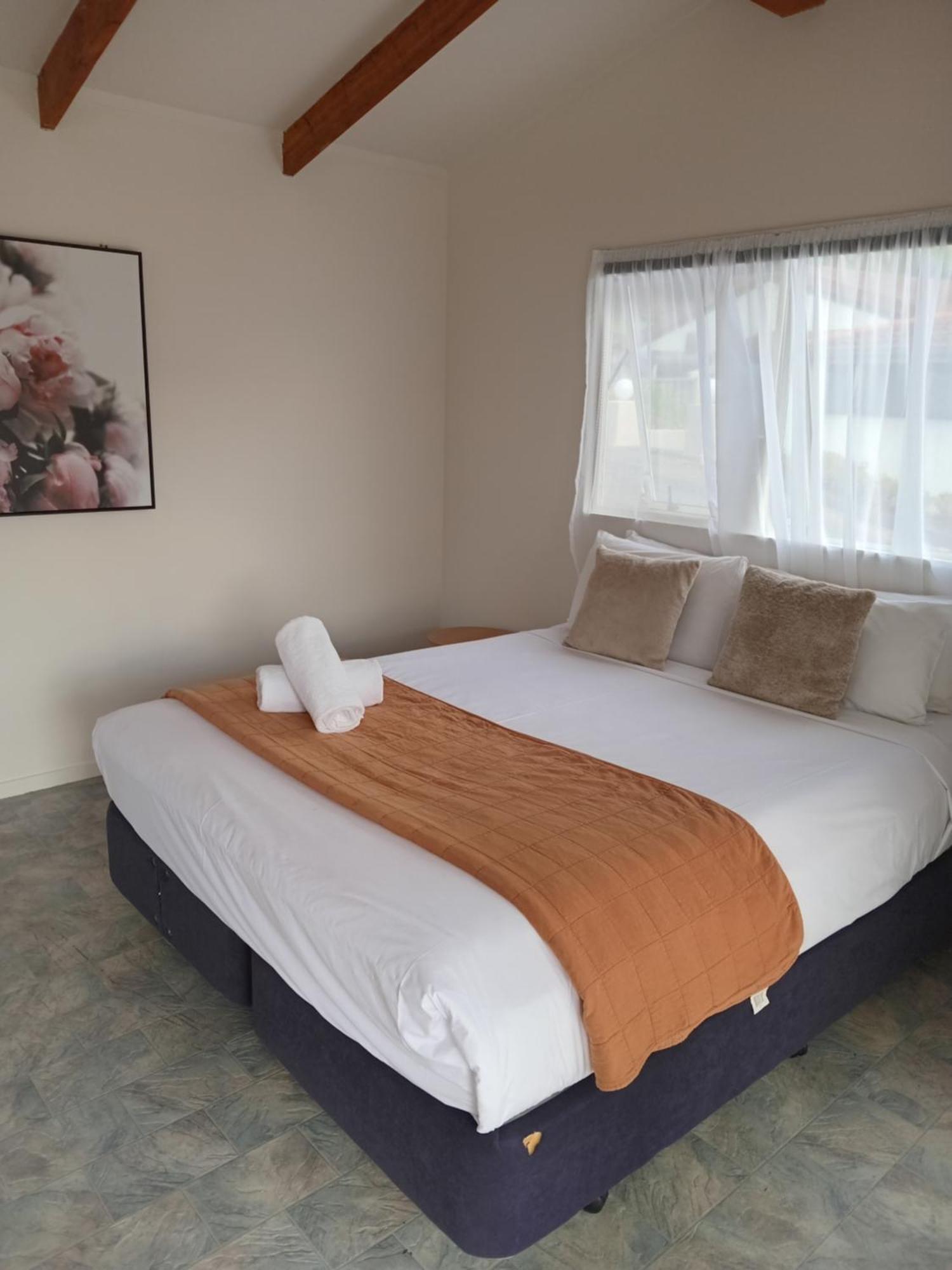 פאיהייה Haruru Falls Motel & Conference Centre מראה חיצוני תמונה