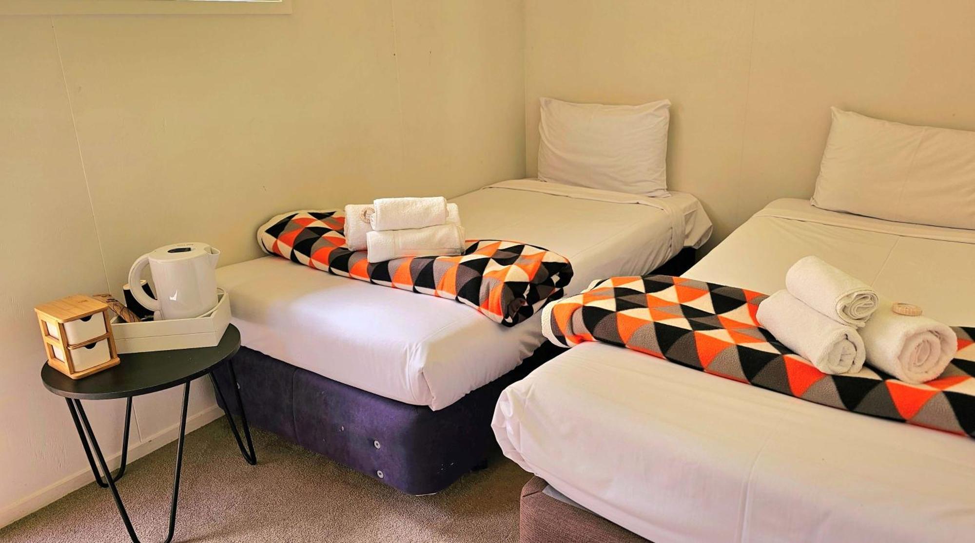 פאיהייה Haruru Falls Motel & Conference Centre מראה חיצוני תמונה
