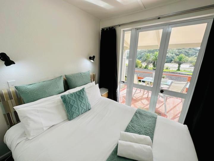 פאיהייה Haruru Falls Motel & Conference Centre מראה חיצוני תמונה