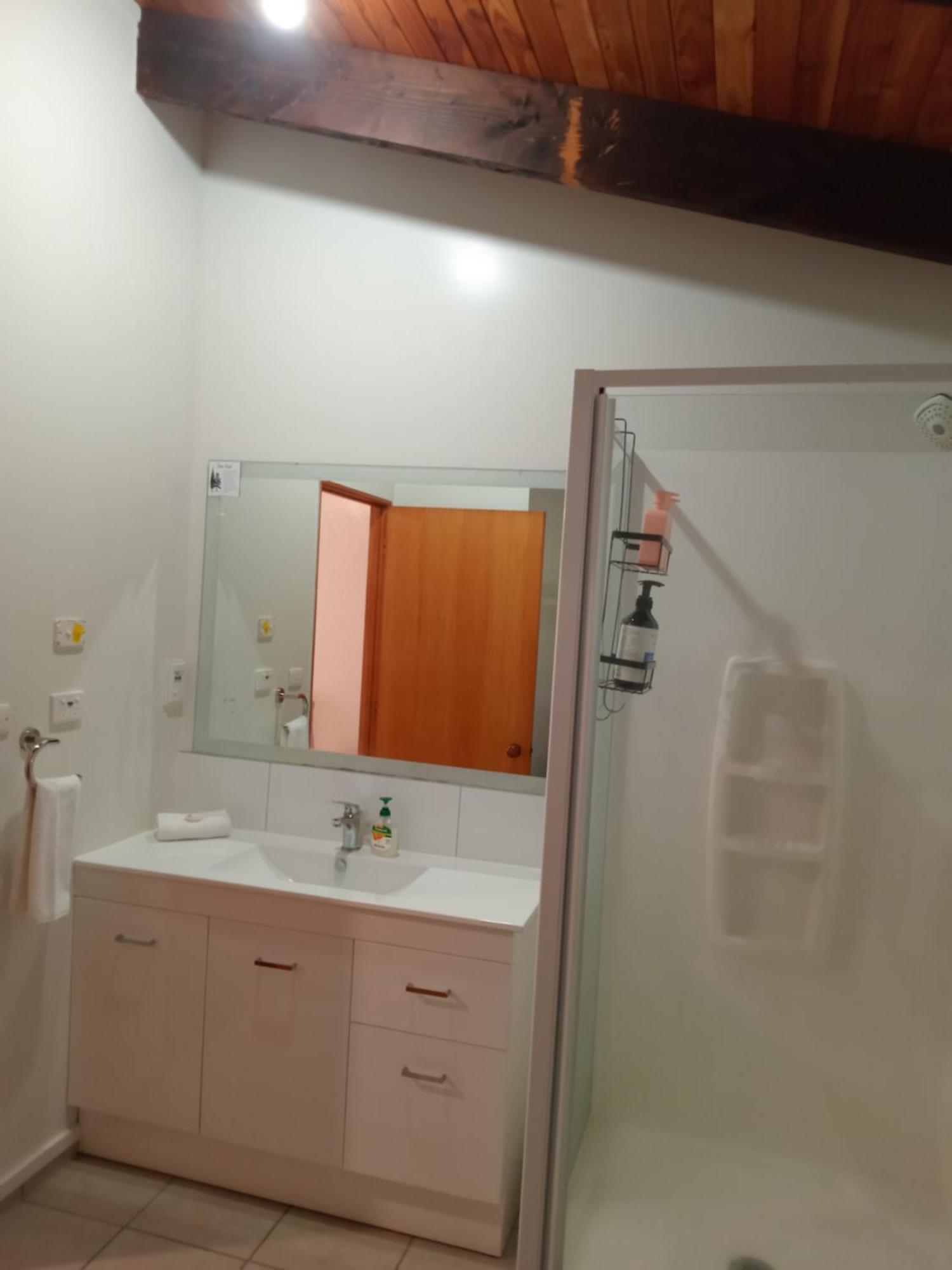 פאיהייה Haruru Falls Motel & Conference Centre מראה חיצוני תמונה