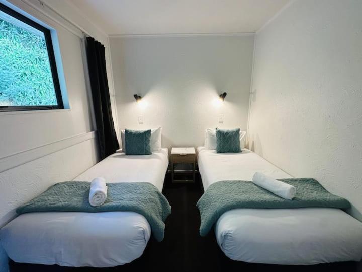 פאיהייה Haruru Falls Motel & Conference Centre מראה חיצוני תמונה
