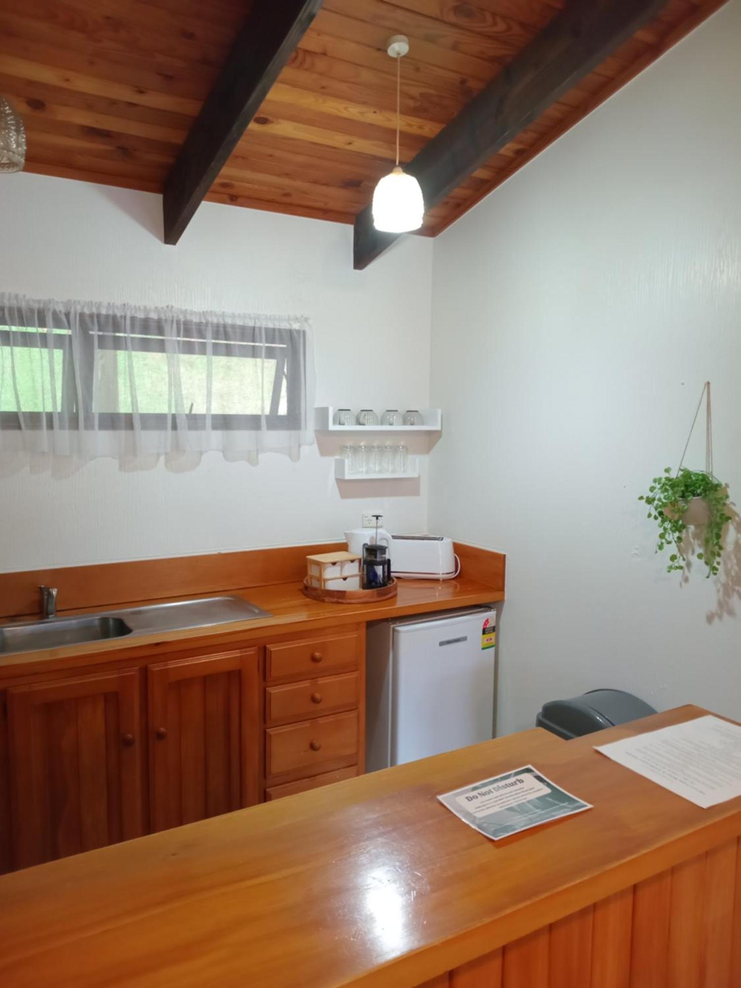 פאיהייה Haruru Falls Motel & Conference Centre מראה חיצוני תמונה